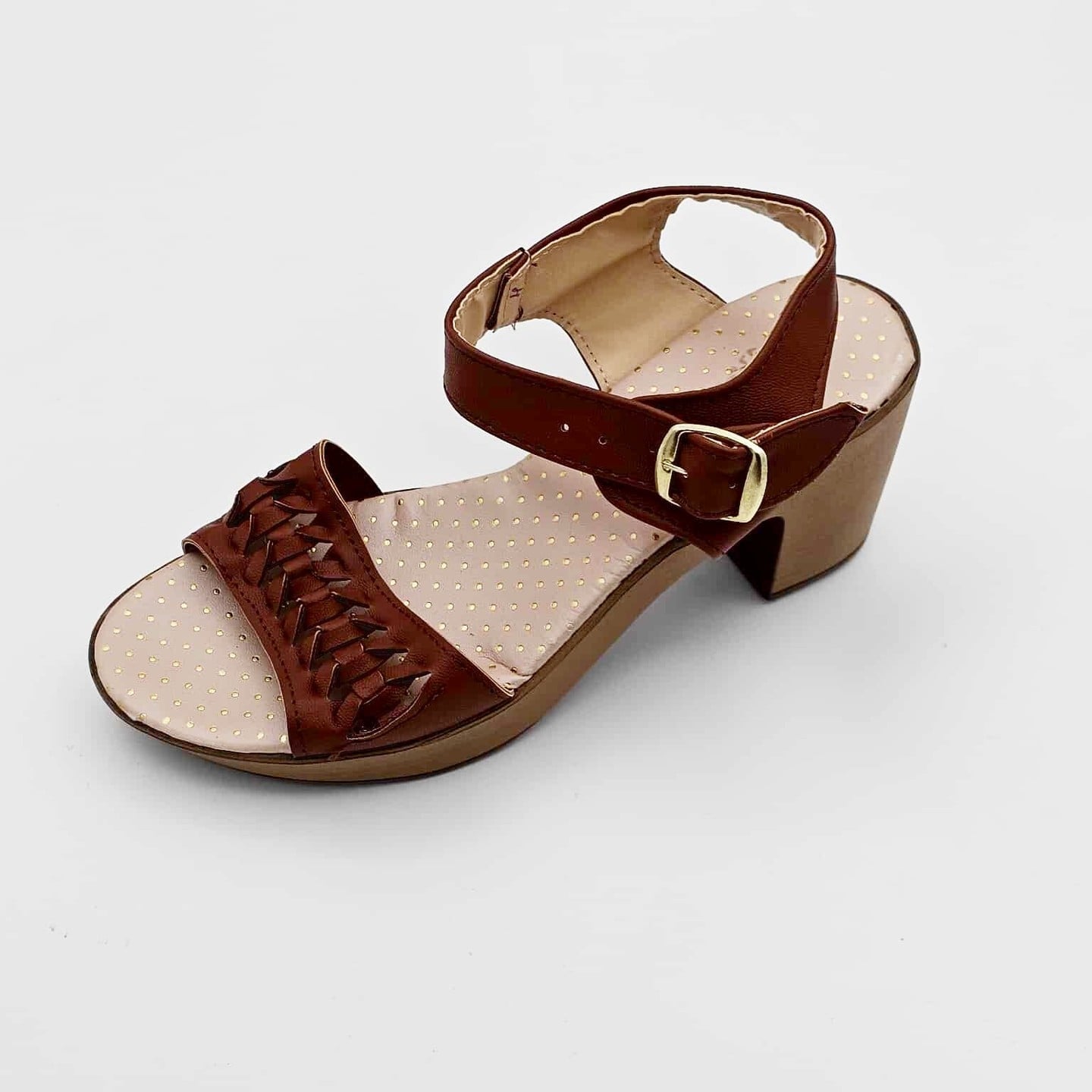 Sandalia con Tacon Corto Color Cafe | M04906