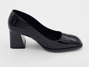 Zapatos Vicenza de Charol Negro con Punta Cuadrada | V14104