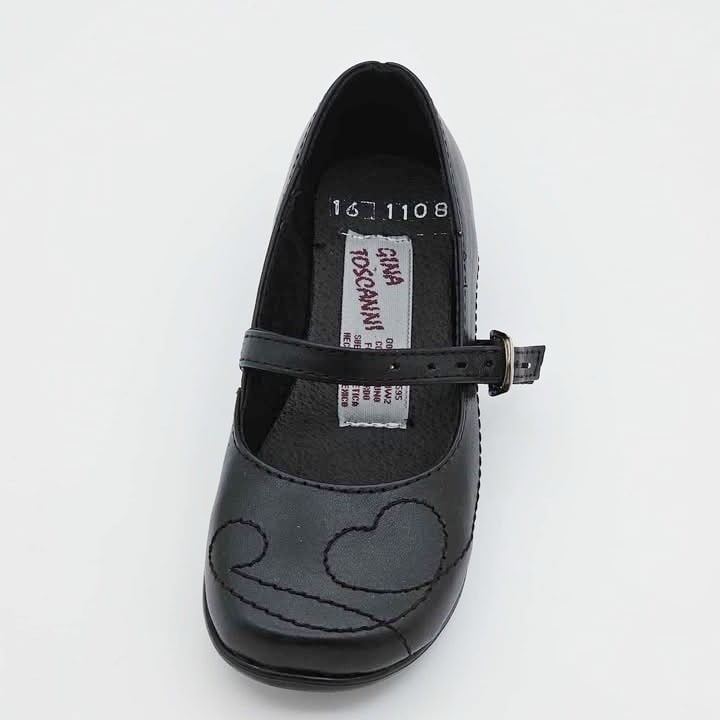 Zapato Escolar de Niña Negro con Correa - GT1108
